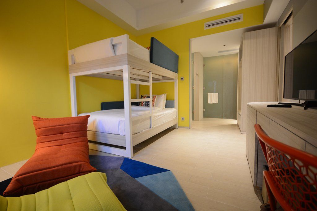 เว้ โฮเต็ล แอนด์ รีสอร์ต ปวยร์โต ปรินเซซา แมเนจ บาย เอชไอไอ Hotel Puerto Princesa ภายนอก รูปภาพ