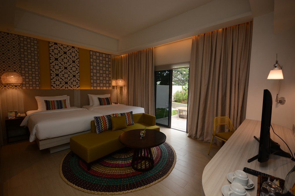 เว้ โฮเต็ล แอนด์ รีสอร์ต ปวยร์โต ปรินเซซา แมเนจ บาย เอชไอไอ Hotel Puerto Princesa ภายนอก รูปภาพ