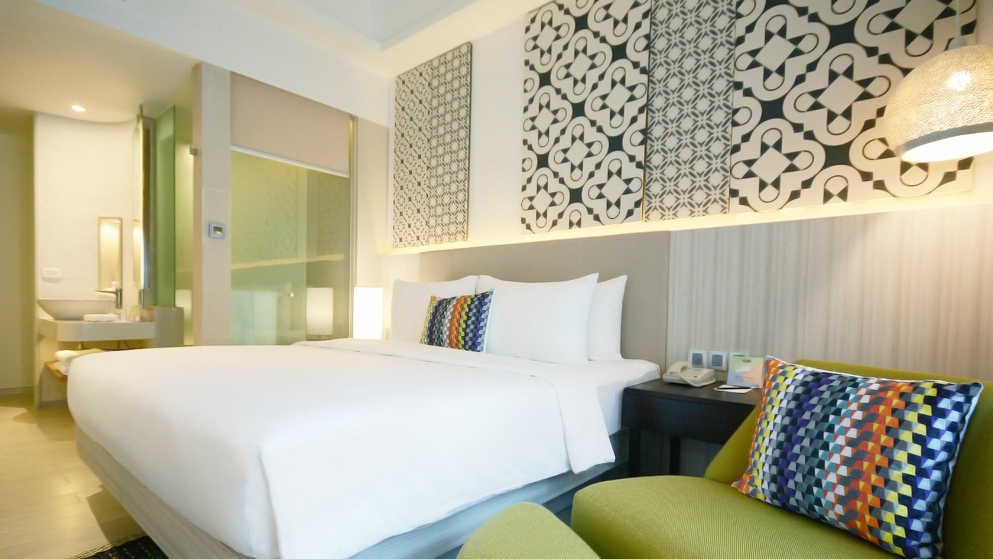 เว้ โฮเต็ล แอนด์ รีสอร์ต ปวยร์โต ปรินเซซา แมเนจ บาย เอชไอไอ Hotel Puerto Princesa ภายนอก รูปภาพ